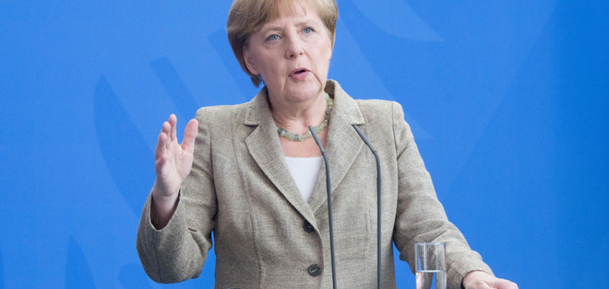 Меркель сомневается в готовности США отказаться от шпионажа