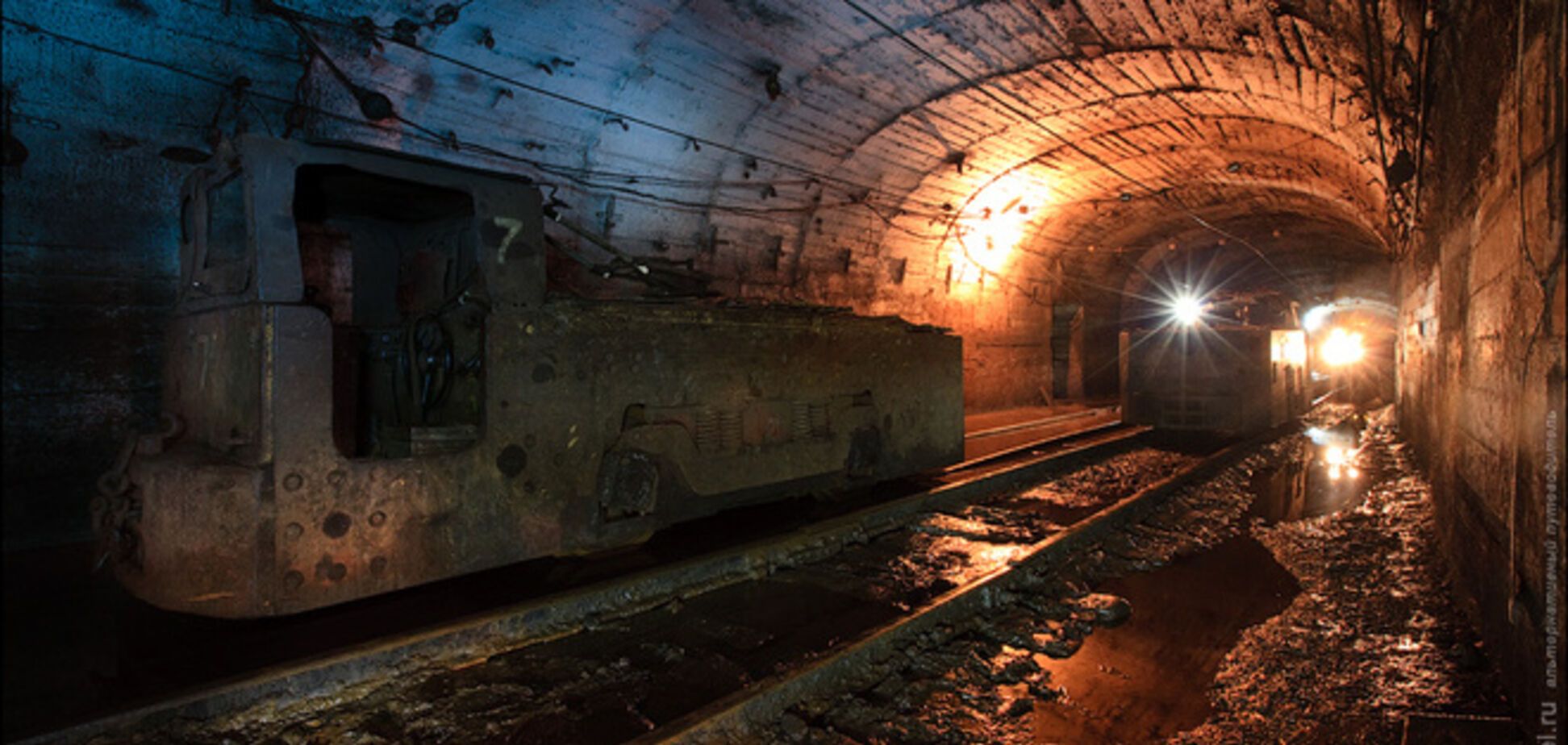 На Луганщине закрыли 3 шахты и обогатительную фабрику