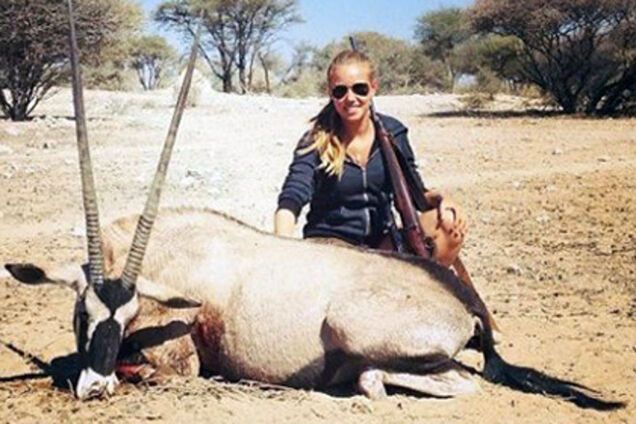 ЧМ-2014. Болельщице отказали в контракте модели из-за фото с газелью