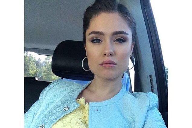 Племянница экс-регионала Журавского троллит москвичей украинскими нарядами