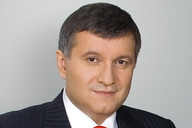 Из МВД уволили почти 600 донецких милиционеров-предателей