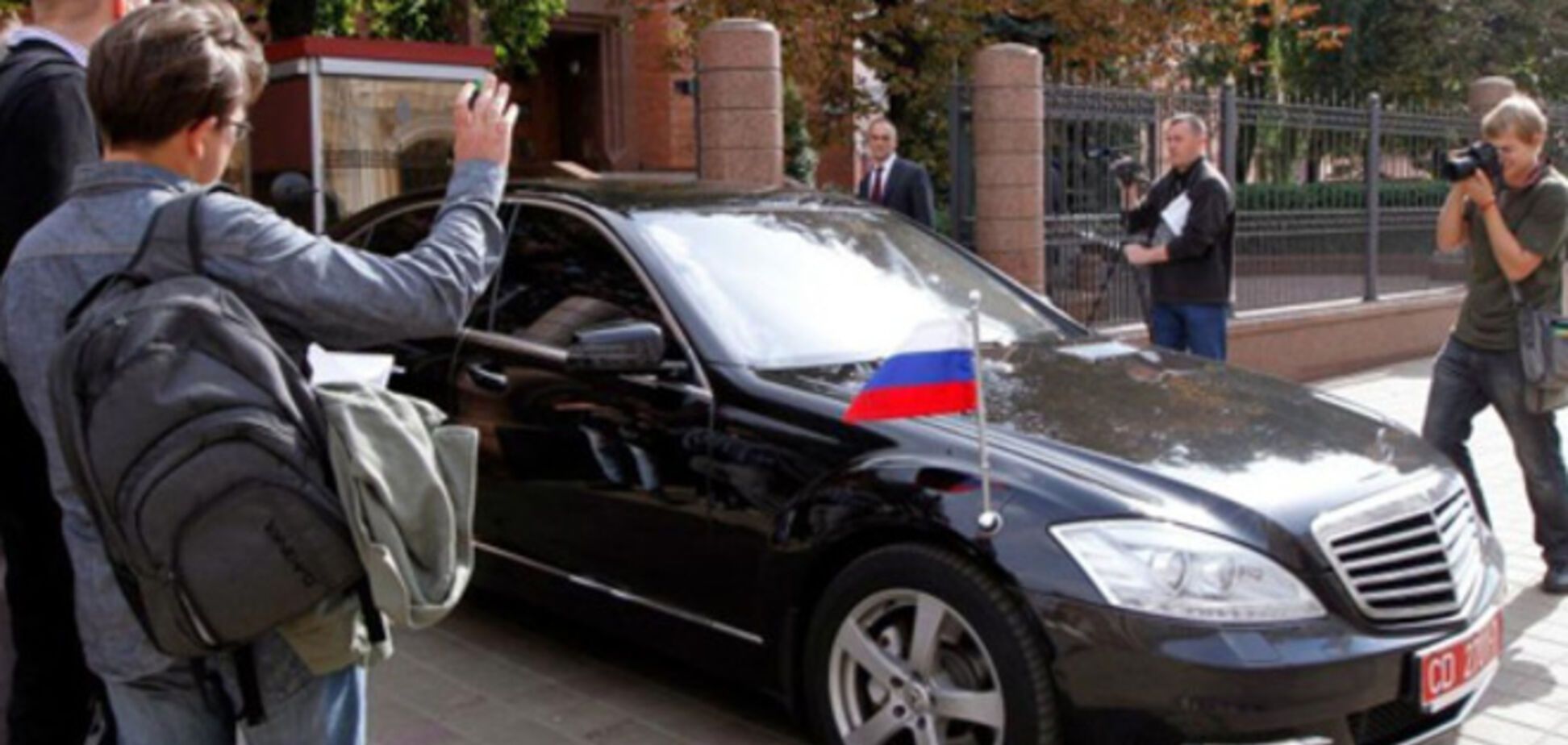 В России запретили закупать иностранные автомобили