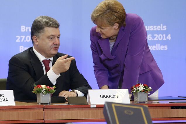 Порошенко обсудил с Меркель переговоры с сепаратистами