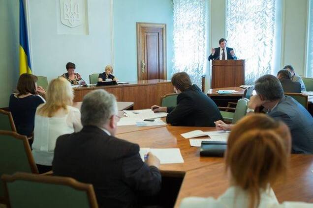 У Порошенко пригрозили запретить 'гастроли' по Украине лживых российских журналистов