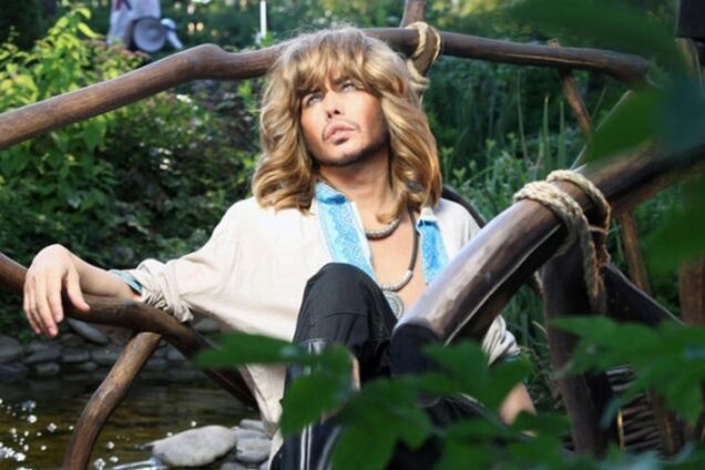 Сергій Звєрєв носить вишиванки і хоче миру