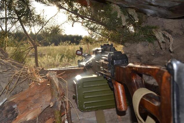 Украинских пограничников обстреляли с территории России