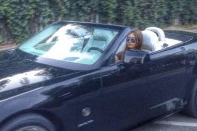 14-річну внучку Ющенко спіймали за кермом автомобіля