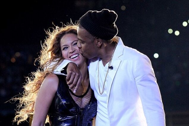 Появились слухи о беременности певицы Бейонсе