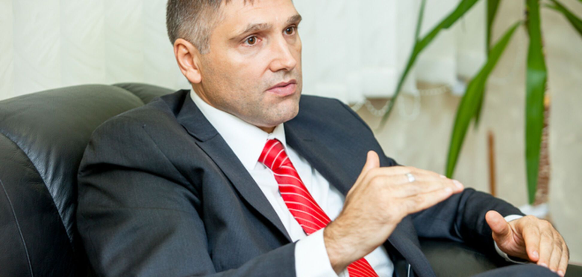 Мирошниченко предложил ввести кредитные каникулы для бизнеса на востоке Украины