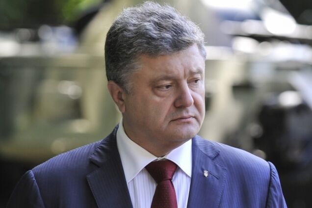 Порошенко напомнил украинцам о годовщине провозглашения суверенитета