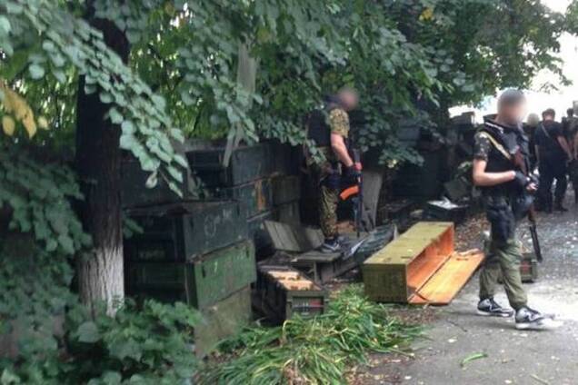 СБУ узнала фамилии причастных к поставкам оружия на Донбасс российских военных