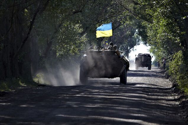 Под Луганском обнаружена обгоревшая техника и четыре погибших украинских десантника