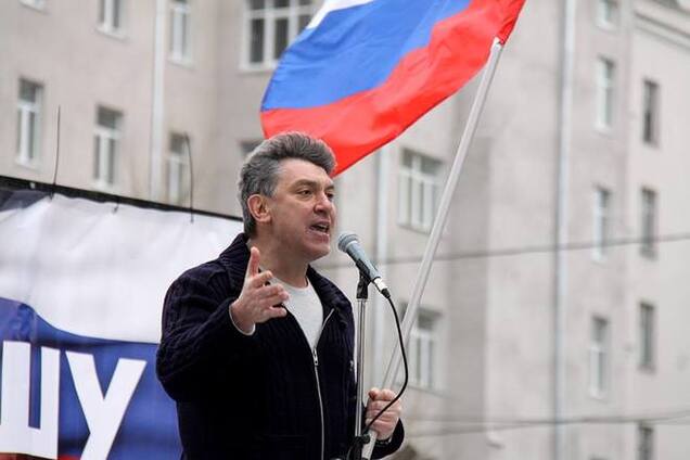 Немцов спрогнозировал девальвацию рубля и крах банковской системы РФ из-за санкций США