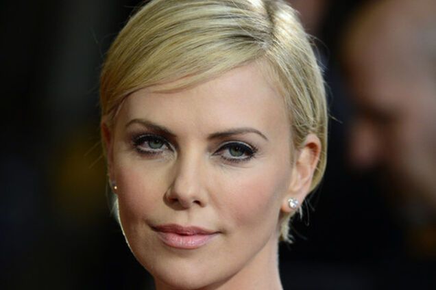 Шарлиз Терон сыграет свадьбу в родной Африке