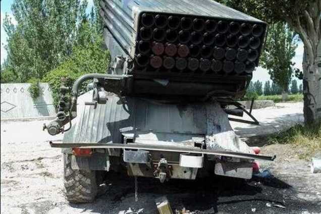 Сили АТО відбили 4 атаки терористів під Маринівка і знищили їх військову техніку