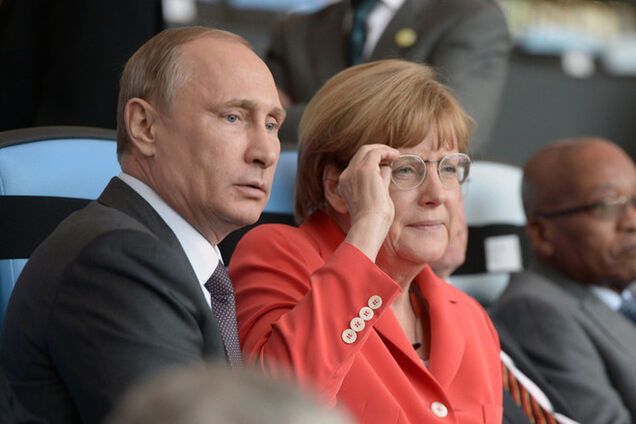 Меркель назвала введення додаткових санкцій проти РФ передчасними