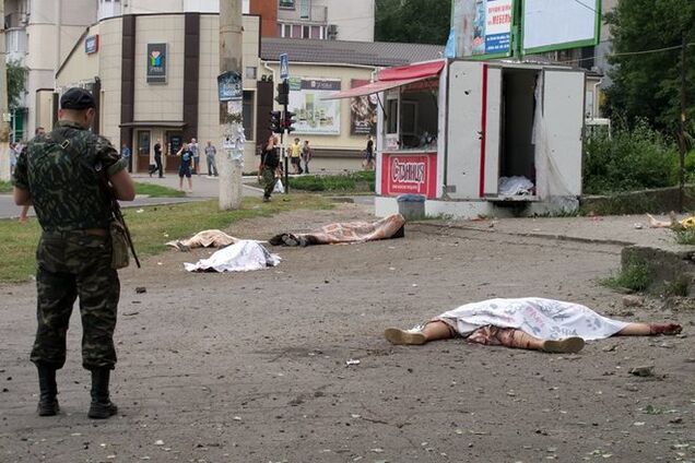 В сети появилось фото и видео после обстрела террористами Луганска