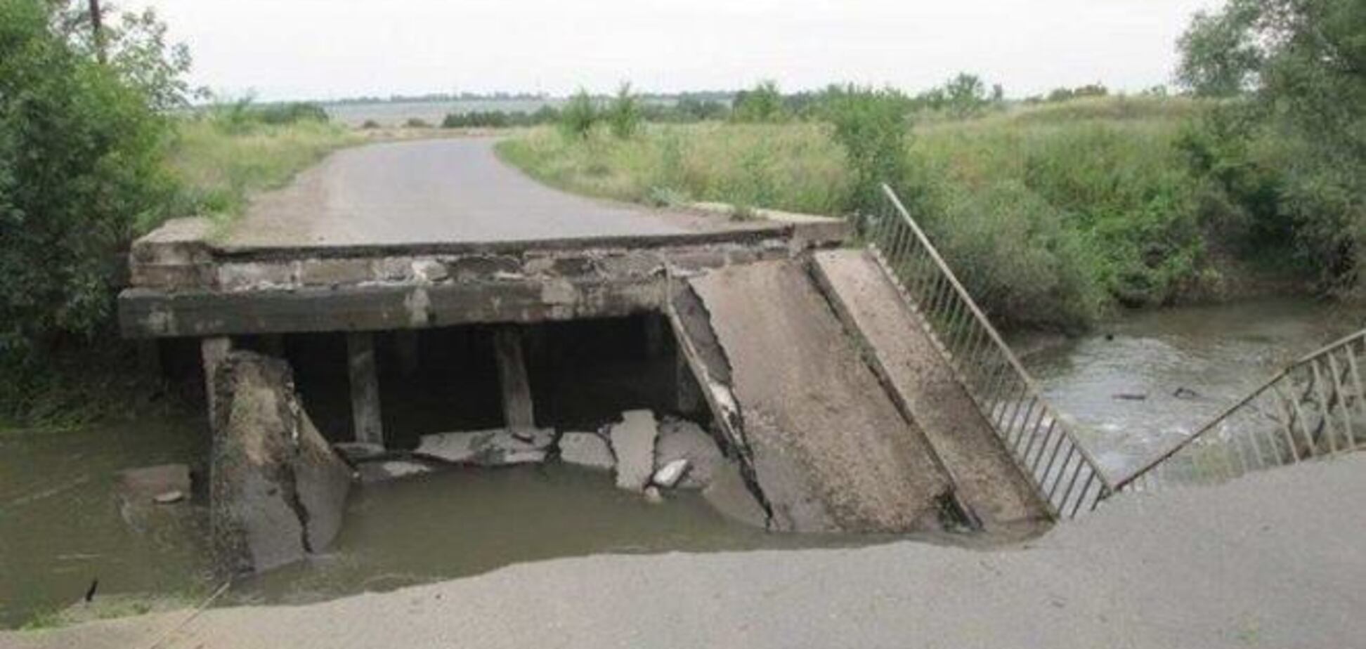 На Луганщине террористы взорвали еще один мост