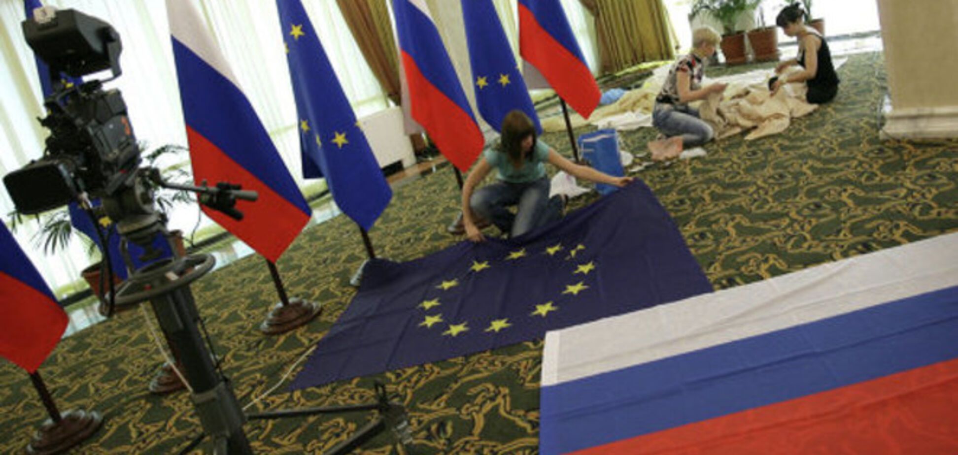 Совет ЕС расширил критерии для включения российских компаний в 'черный список'
