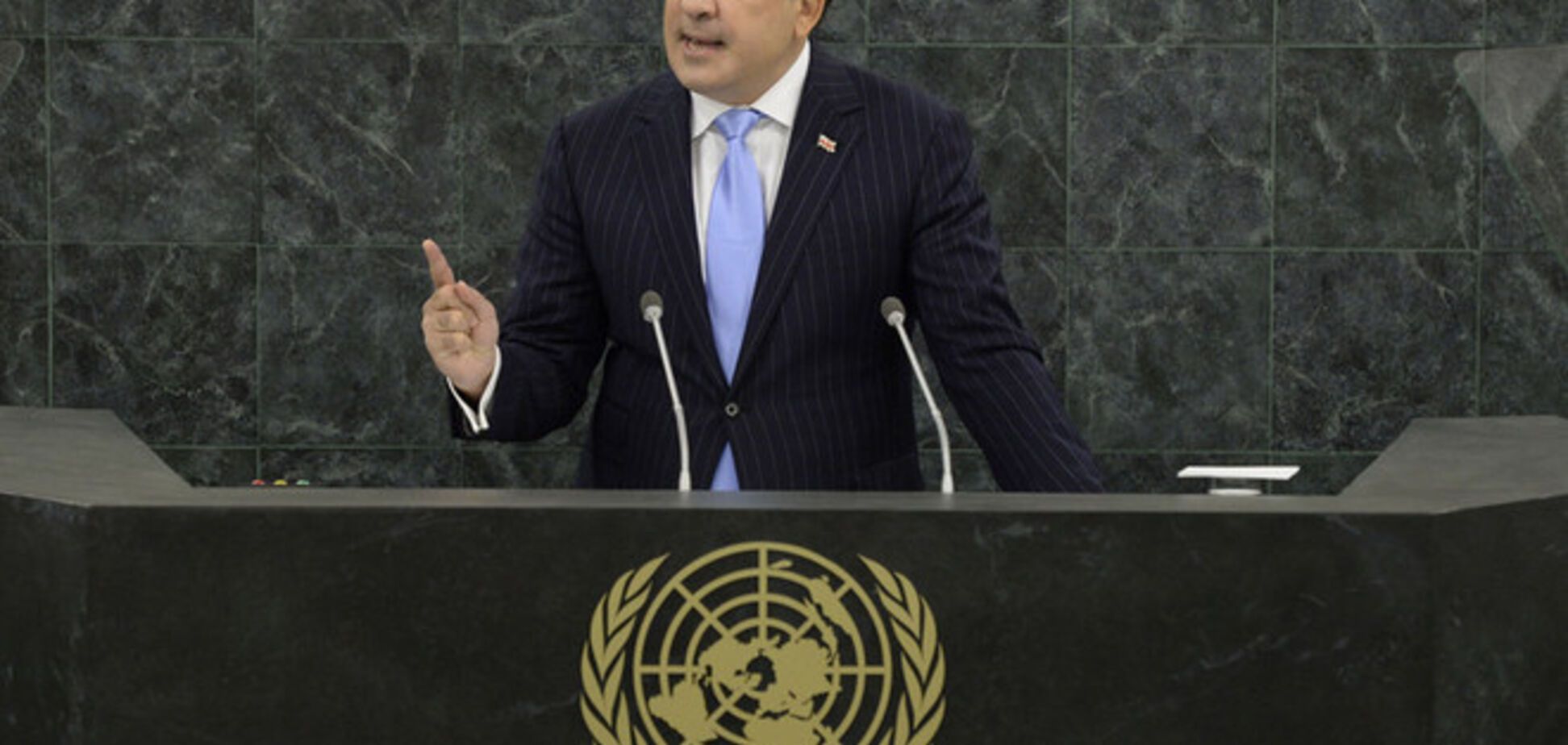 Саакашвили призвал Европу остановить Путина реальными санкциями