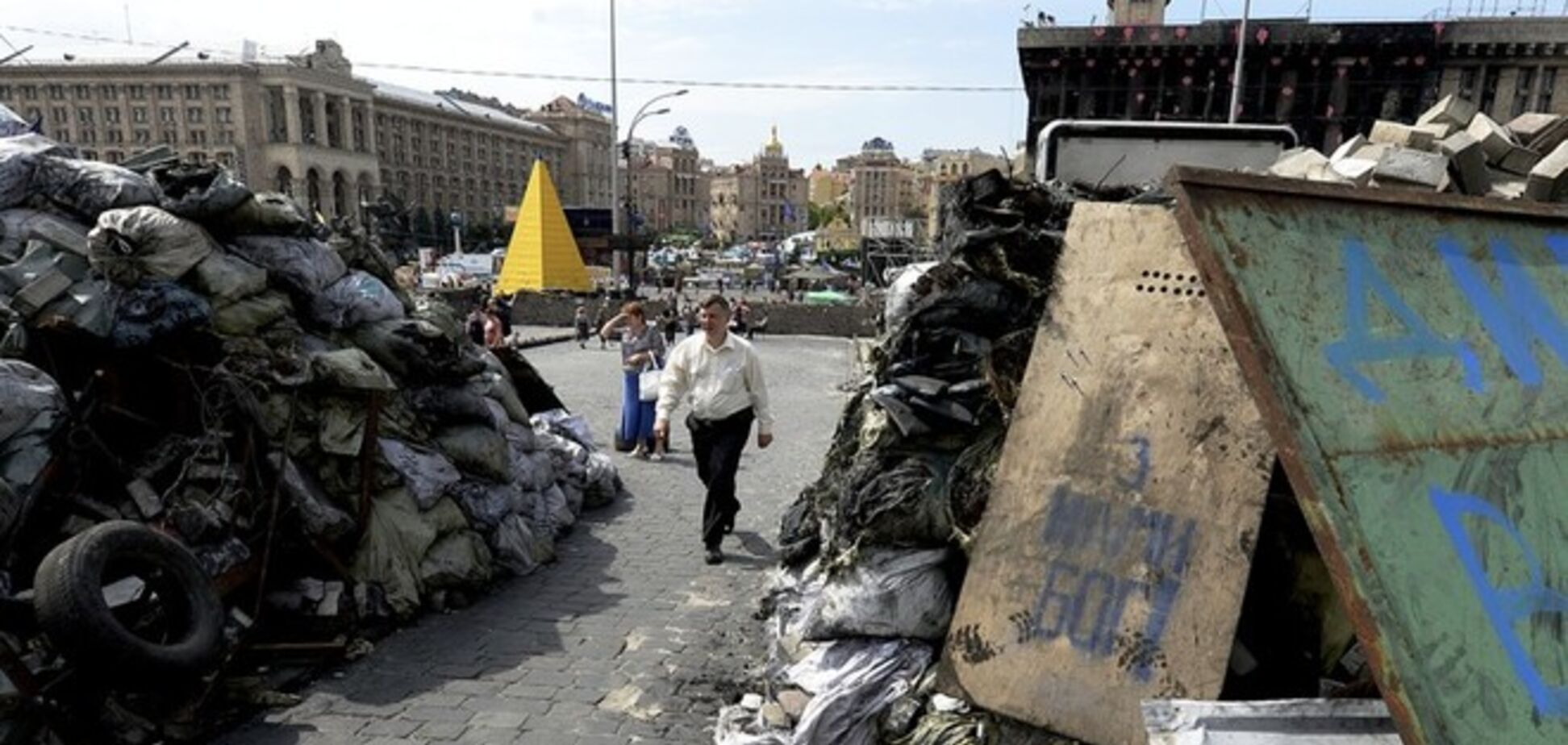 На оставшихся баррикадах Майдана обнаружили минные 'растяжки'