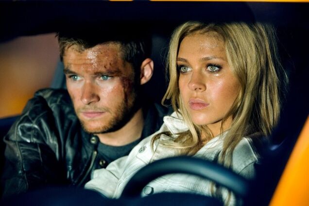 'Трансформеры', несмотря на ругань критиков, рубят капусту