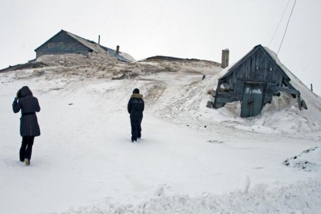 За Полярним колом знайшли ще одну воронку