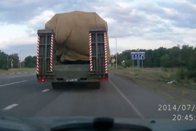 Российский блогер снял комплекс 'Бук', который поспешно вывозили с Украины