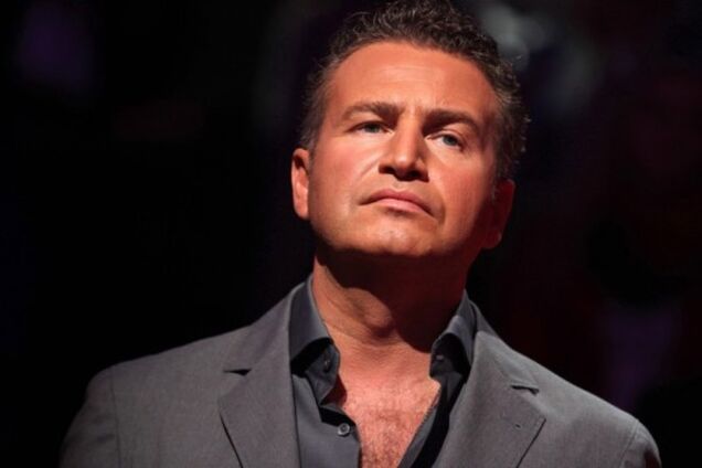 На открытии 'Новой волны' Агутин исполнил песню покойного отца Варум. ВИДЕО