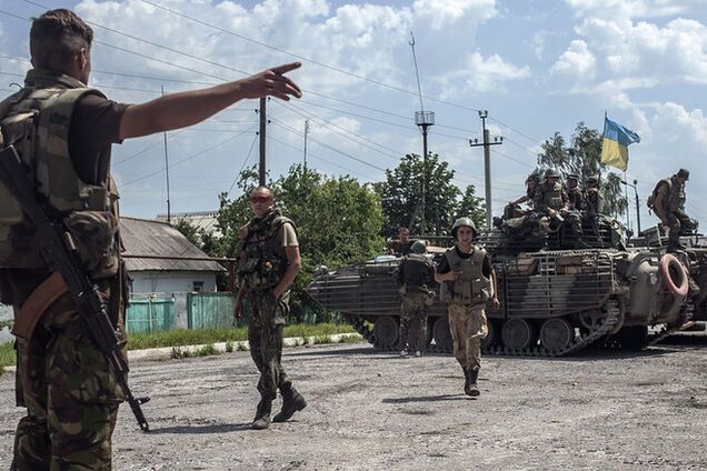 Гриценко предложил ввести военные трибуналы в зоне АТО