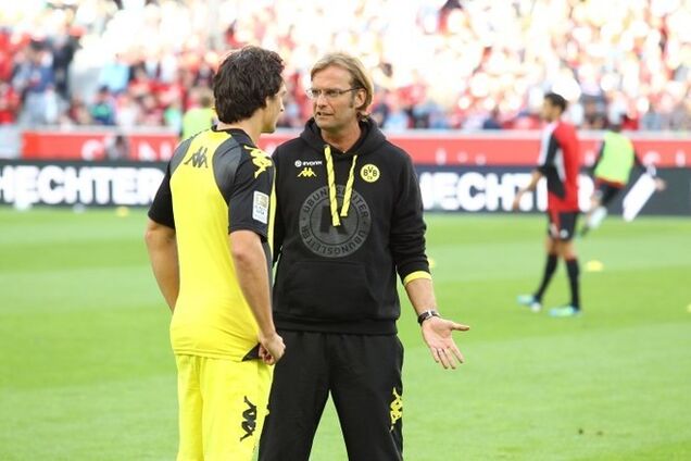 Тренер 'Боруссии' пообещал съесть метлу