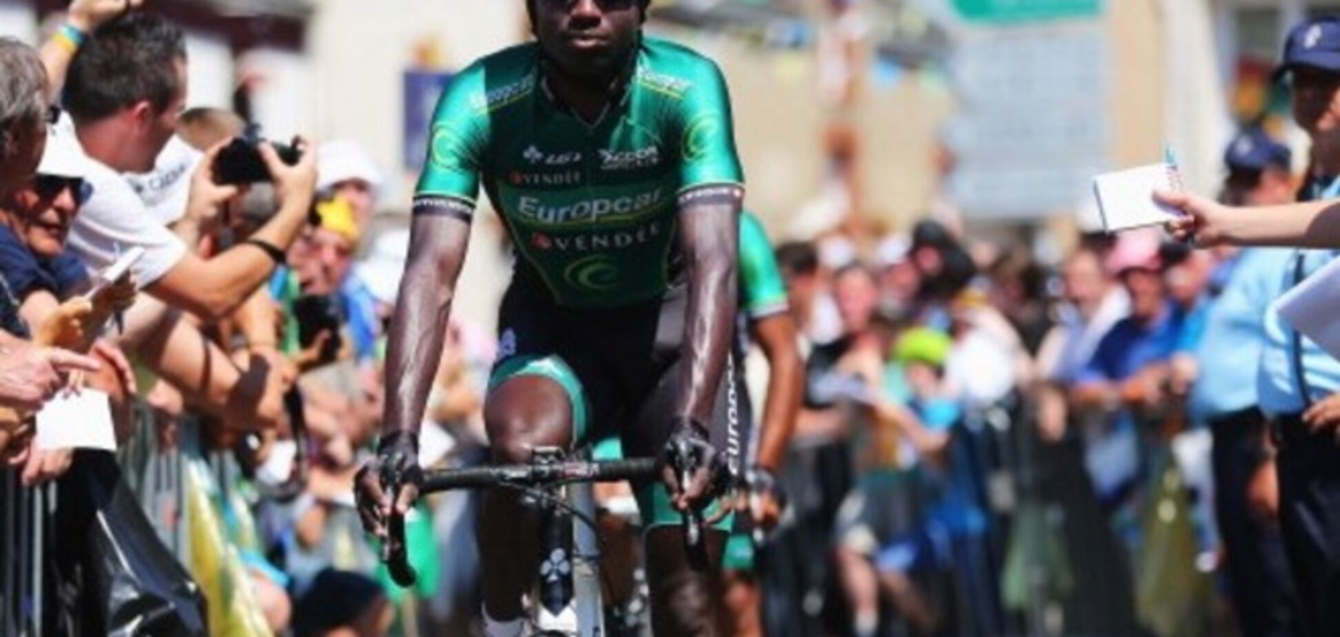 На 'Тур де Франс' разгорелся расистский скандал