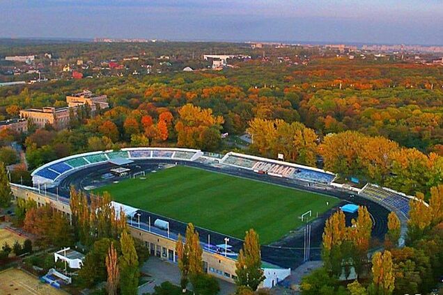 'Металлист' начнет сезон на стадионе 'Динамо'