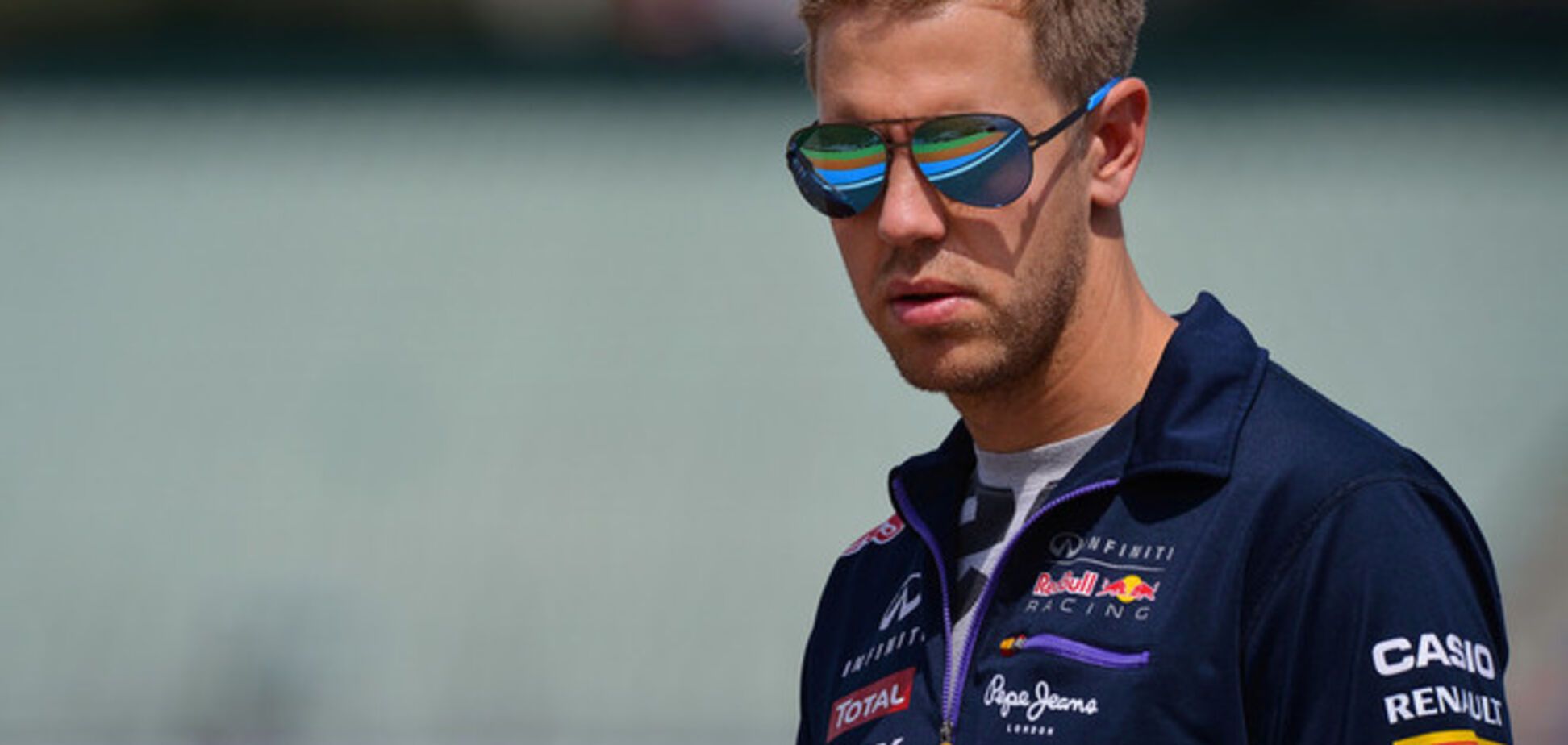 Конкуренты намерены переманить Феттеля у 'Ред Булл'