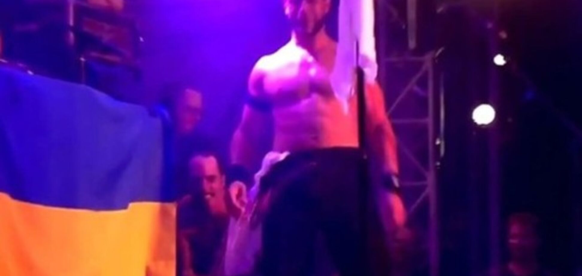 Чем закончилось открытое против группы 'Bloodhound gang' уголовное дело