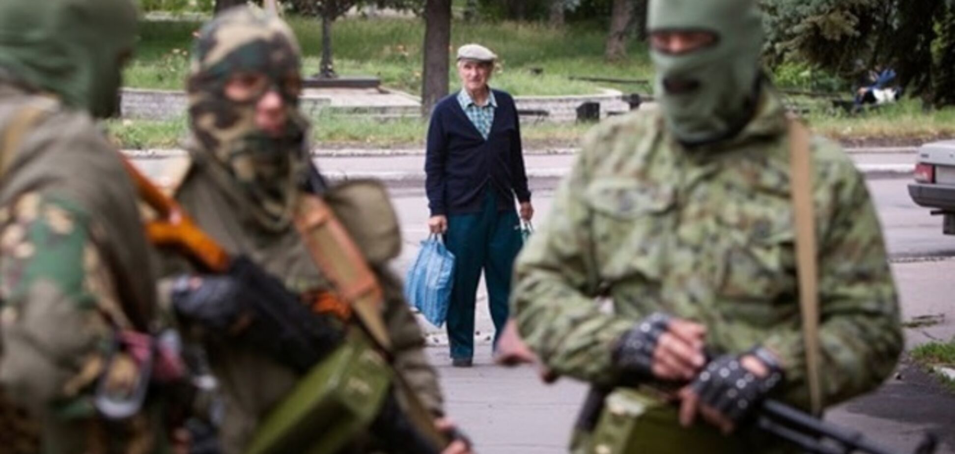 В Горловке боевики принудительно 'мобилизуют' подростков и пенсионеров