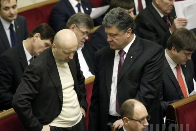 Рада на внеочередном заседании вернется к рассмотрению бюджетных законов и отставке Яценюка