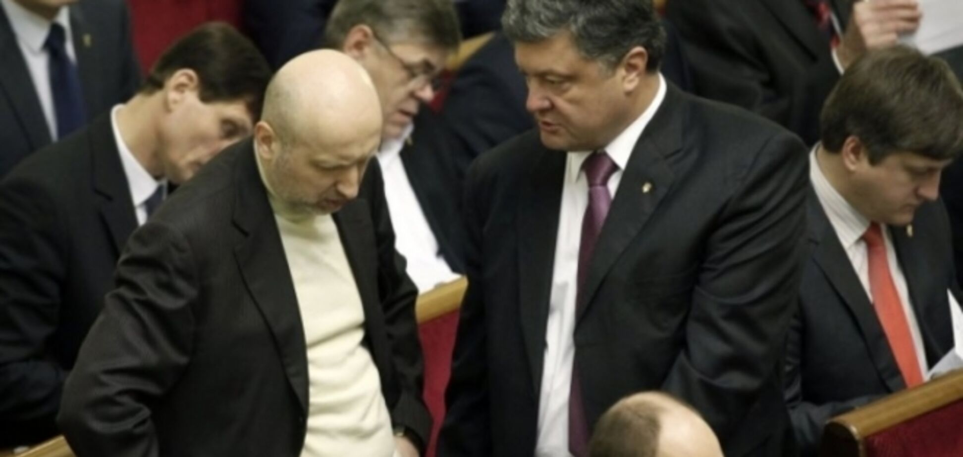 Рада на внеочередном заседании вернется к рассмотрению бюджетных законов и отставке Яценюка
