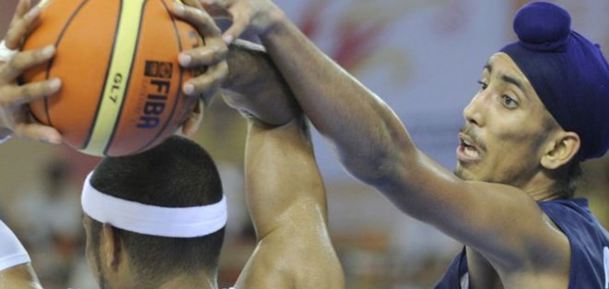 ФИБА намерена разрешить головные уборы в баскетболе