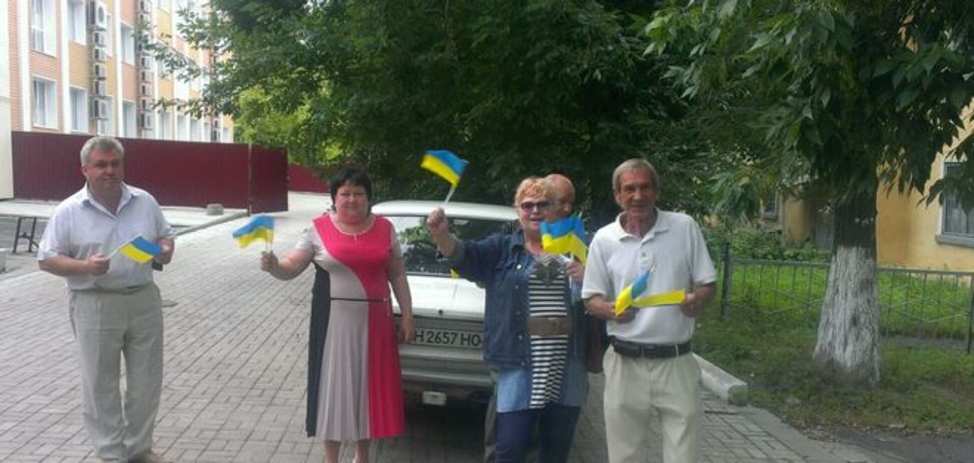 В освобожденных городах Донбасса начала налаживаться мирная жизнь