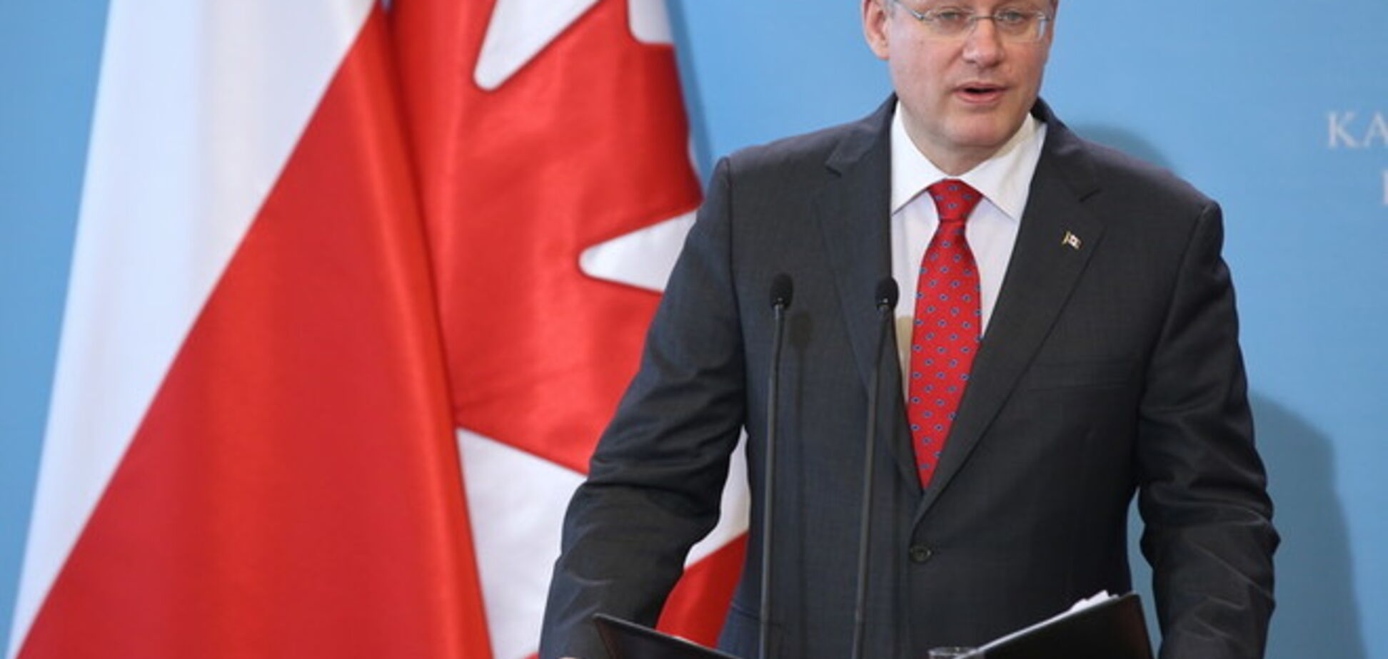 Канада планирует ввести санкции против России по примеру ЕС и США