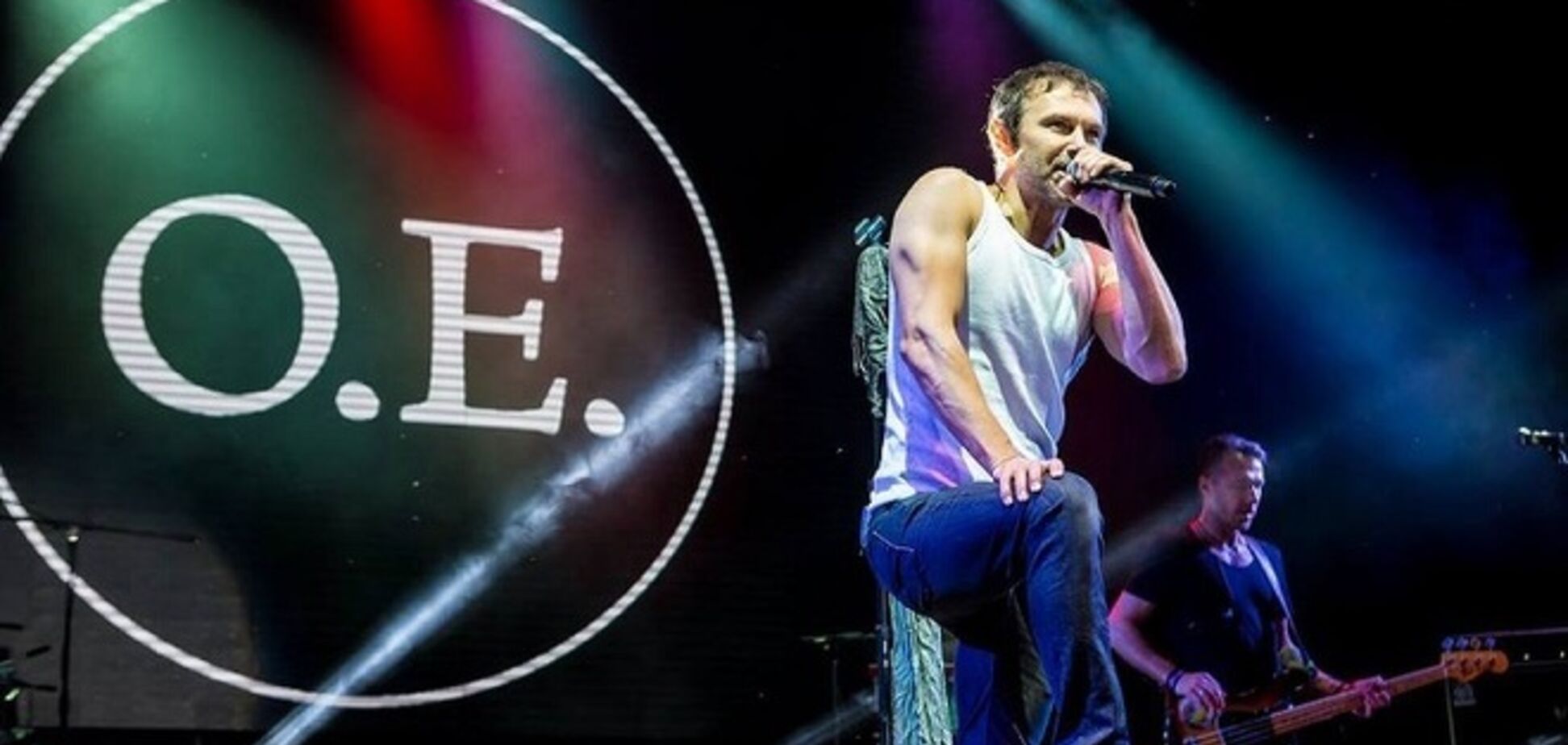 'Океан Эльзы' в Казахстане: аншлаг и битва флагов