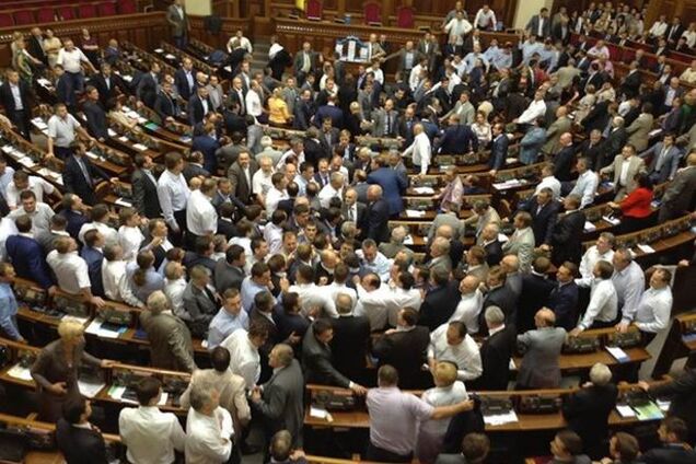 Чтобы реформы стали реальностью, необходимо перезагрузить парламент