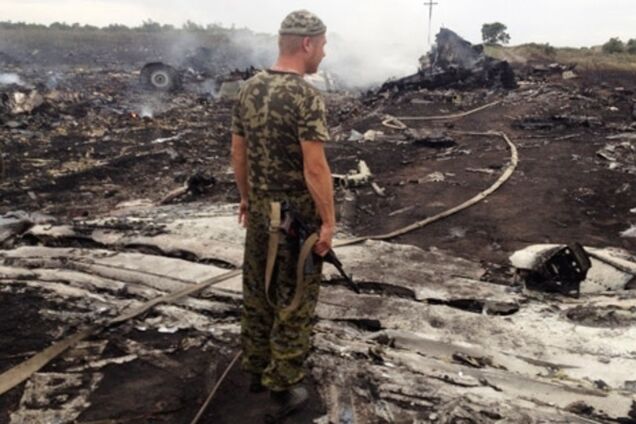 У Мінську домовилися про припинення боїв біля місця аварії Boeing-777