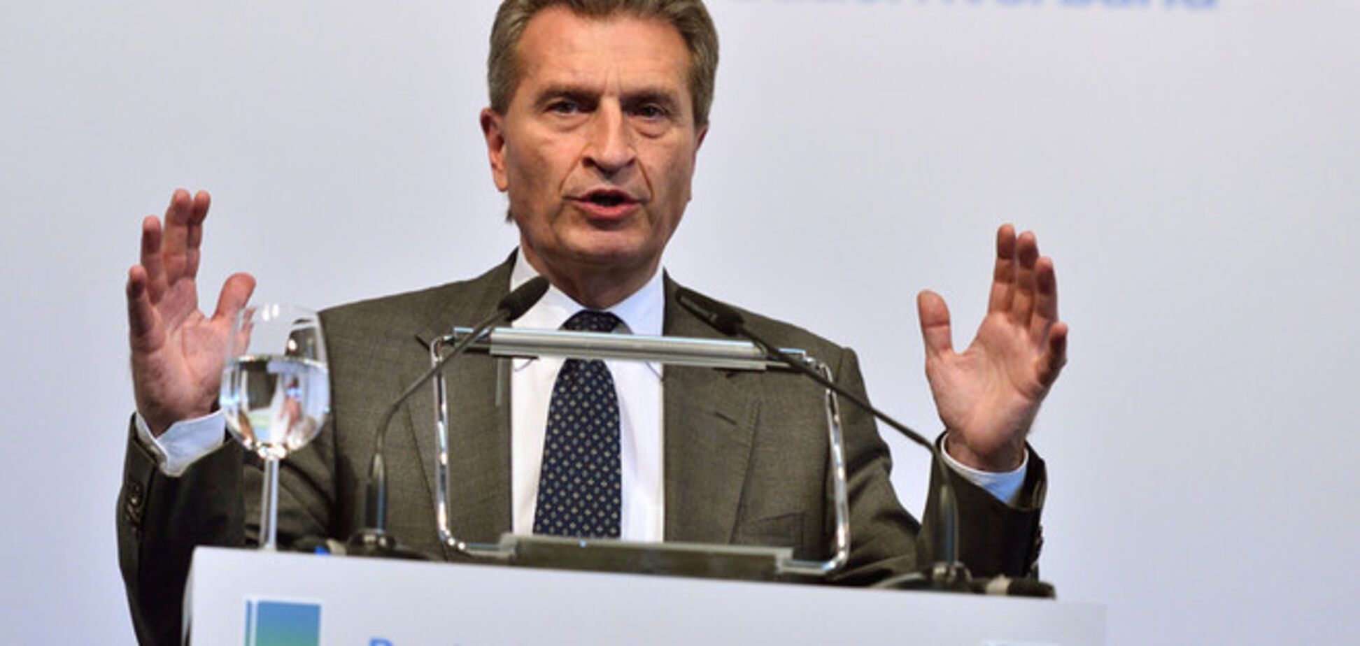 Еврокомиссар советует Украине и ЕС запасаться газом