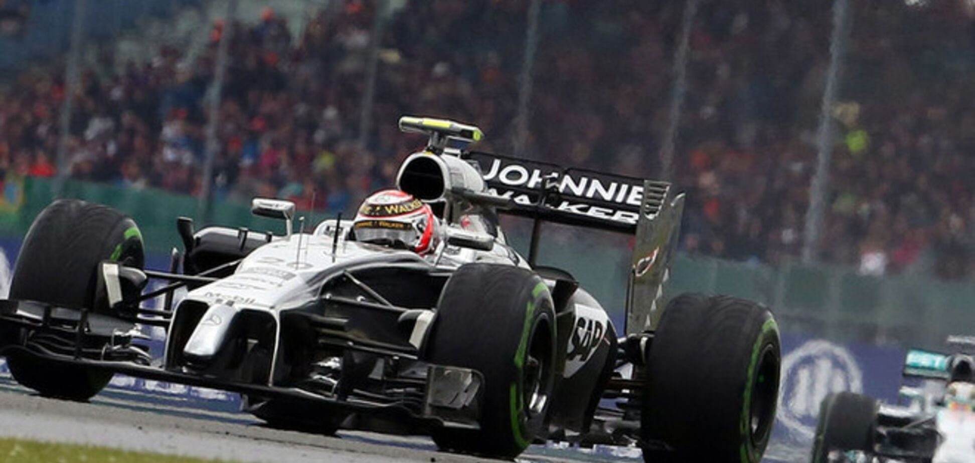 'Мерседес' выиграл восьмое Гран-при сезона в Формуле-1