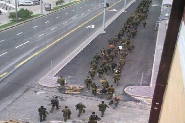 В Донецке коменданты студенческих общежитий добровольно раздают террористам ключи