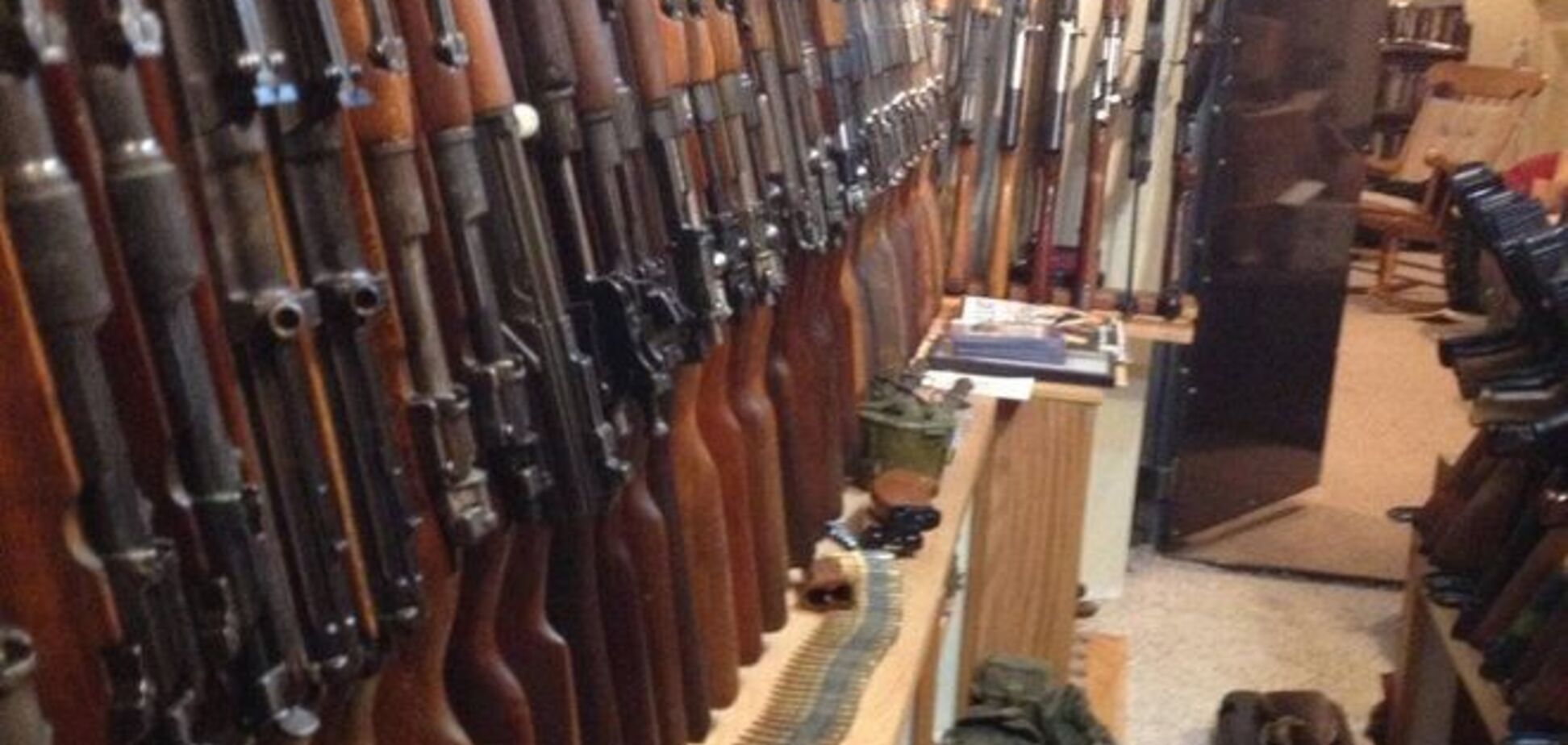 Співробітники пенітенціарної служби Донецька підірвали весь арсенал зброї