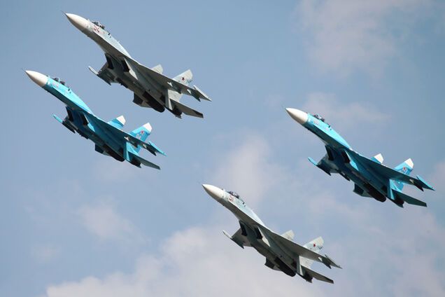 Російська авіація регулярно порушує повітряний простір з Україною