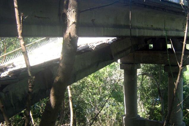 Дорожня служба підтвердила факт підриву моста в Закотному